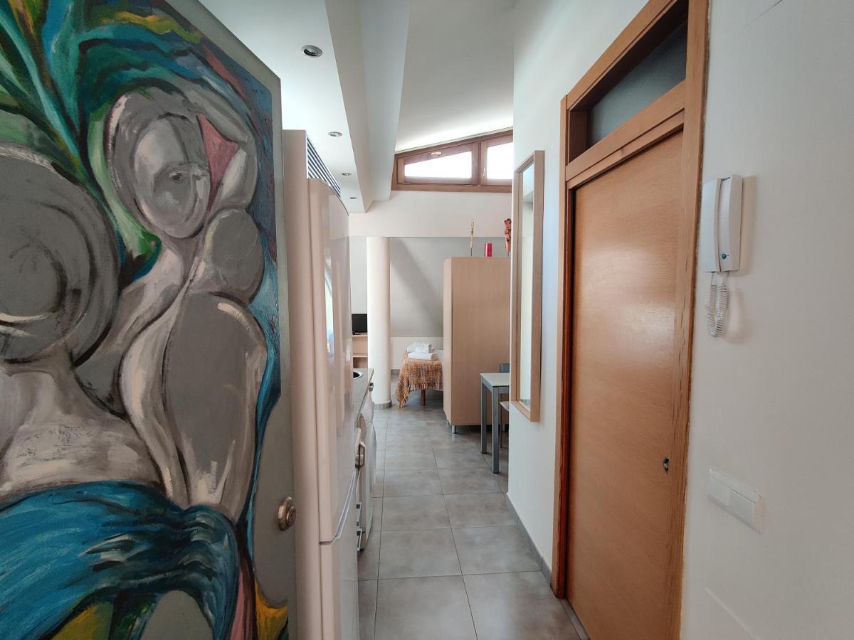 Hin17 Estudio 3 Малага Экстерьер фото